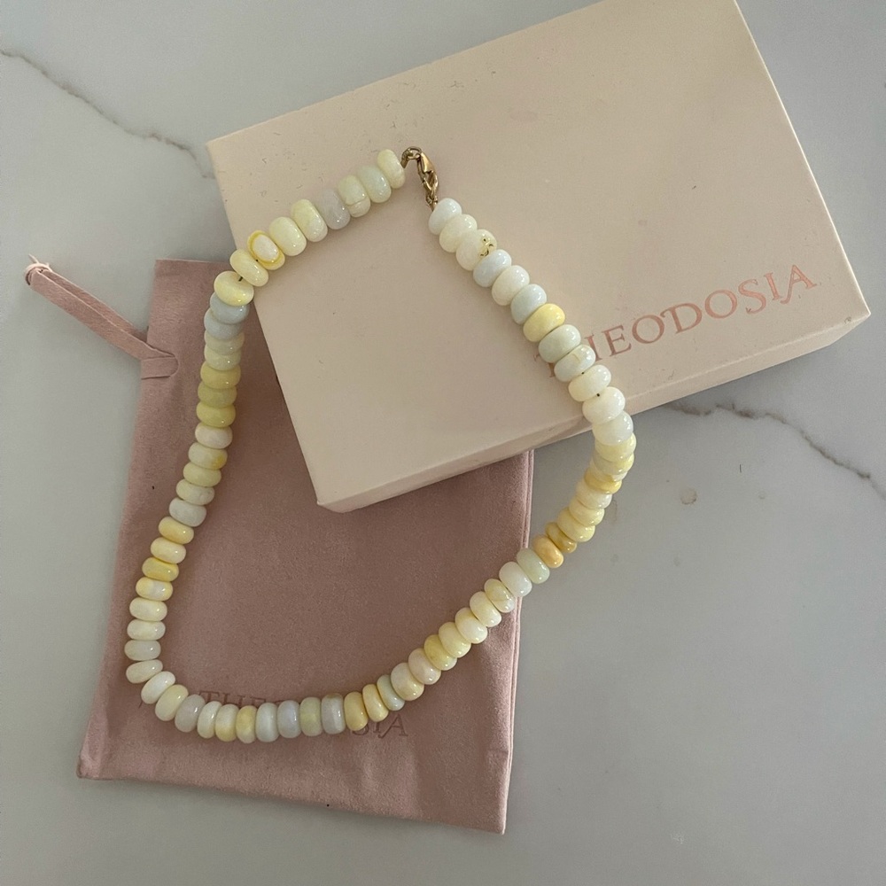 Opal Cream & Yellow Choker Style Necklace